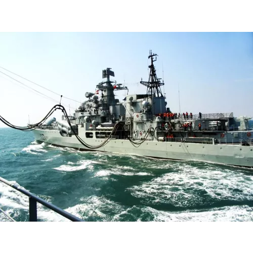 Устройства передачи сухих и жидких грузов в море на ходу траверзным способом фото 1