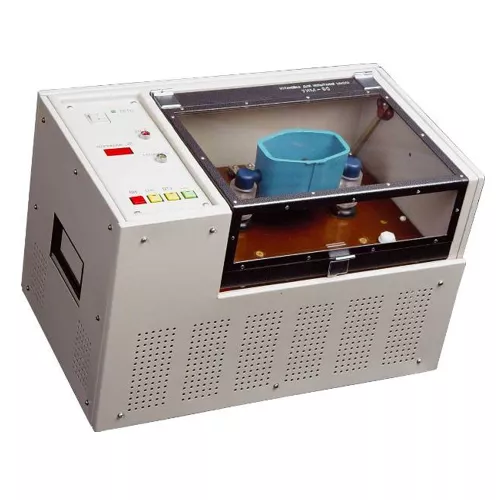 Установка измерения электрической прочности масла УИМ-90 фото 1